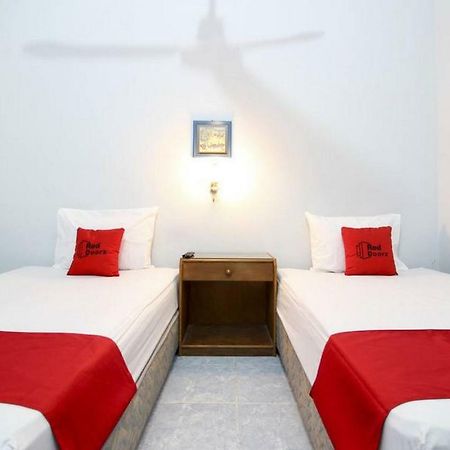 Reddoorz Syariah At Jalan Menteri Supeno Hotel Yogyakarta Exterior foto