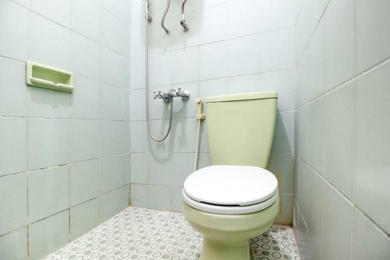 Reddoorz Syariah At Jalan Menteri Supeno Hotel Yogyakarta Exterior foto
