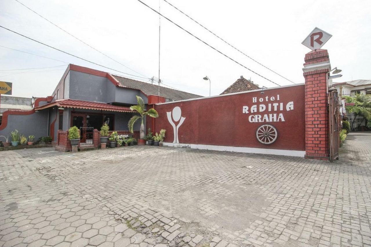Reddoorz Syariah At Jalan Menteri Supeno Hotel Yogyakarta Exterior foto